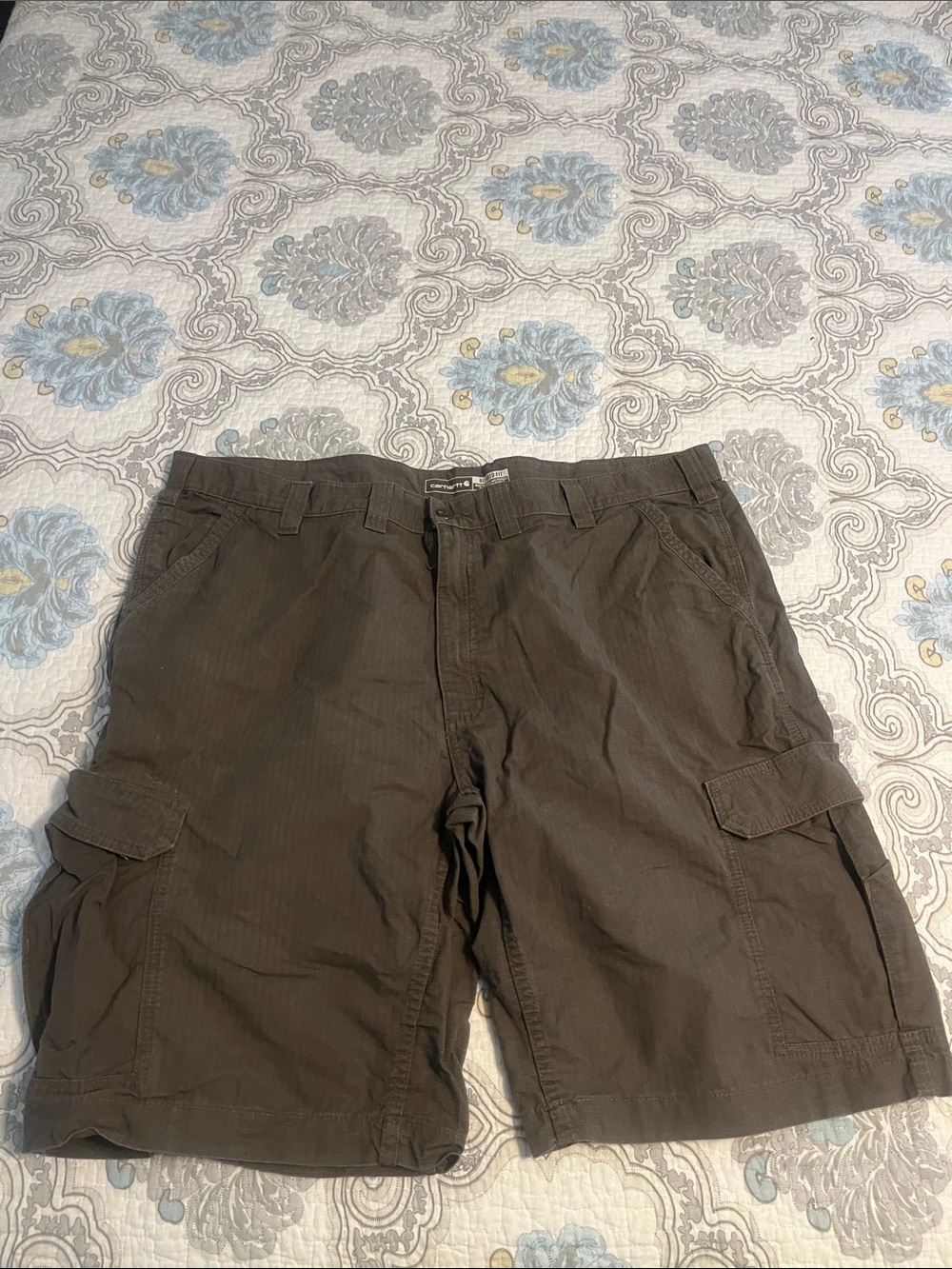 Carhartt Men’s Olive Cargo Shorts with Utility Pockets